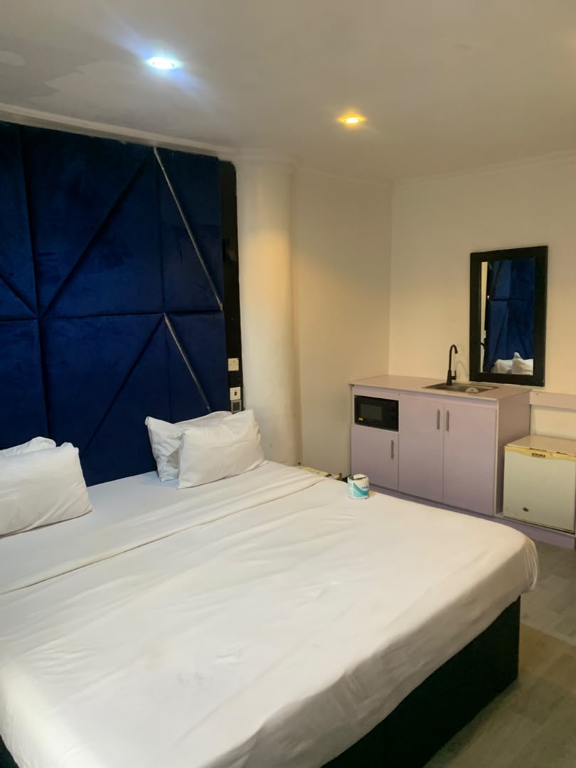 Premium Suite